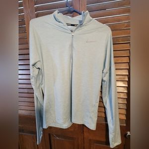 Size small 1/4 zip nike